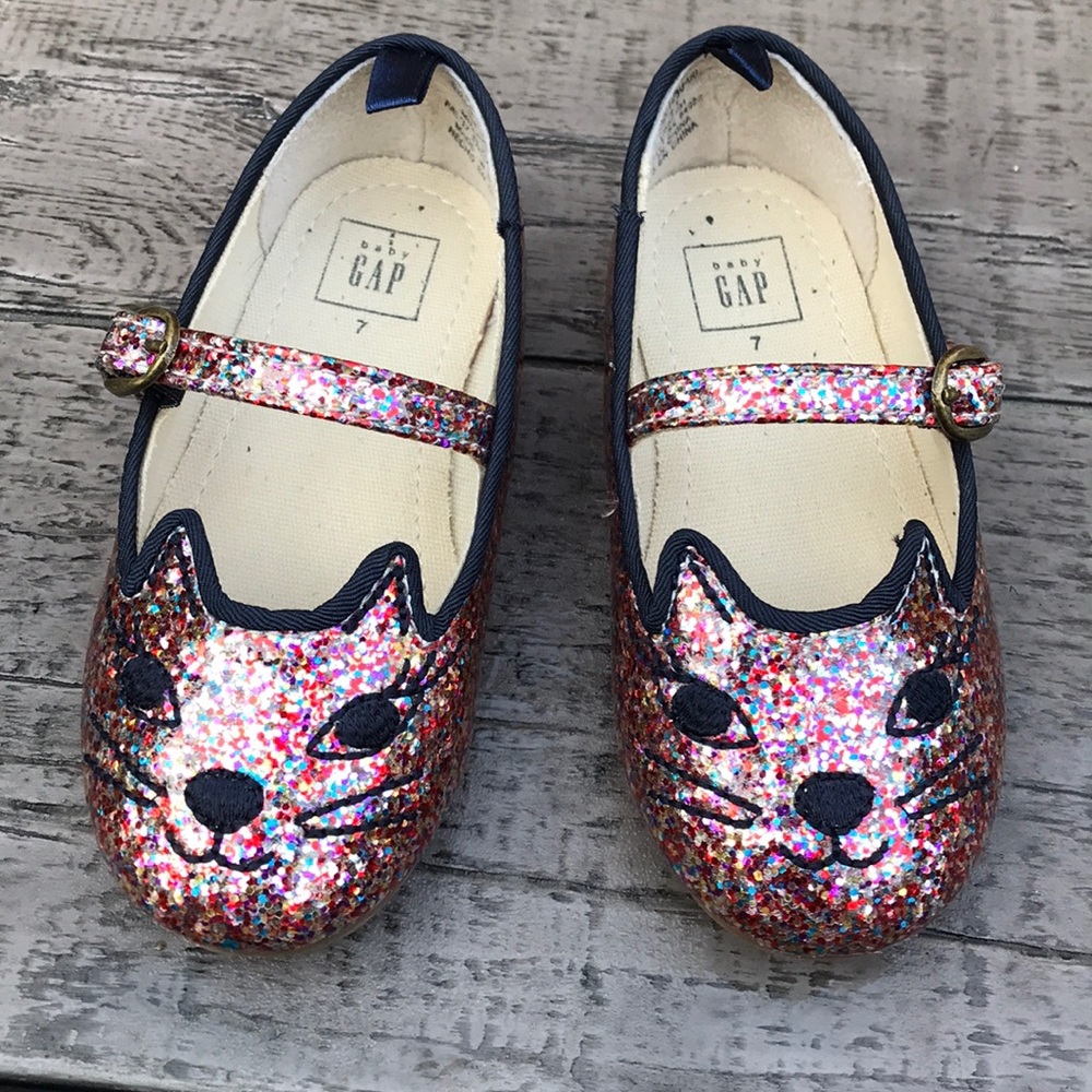 GAP Kitten Mary Lanes